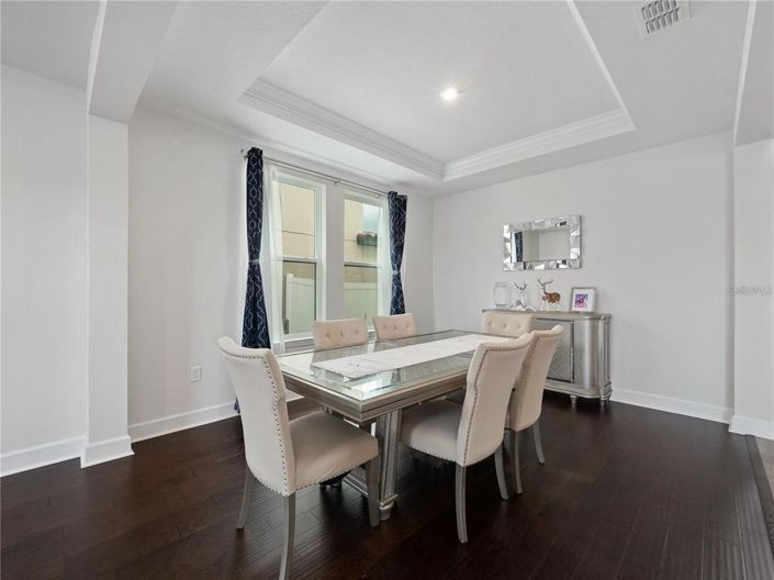 Image No.10-4 Bed House for sale