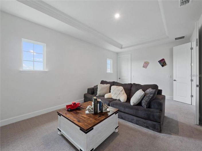 Image No.17-4 Bed House for sale