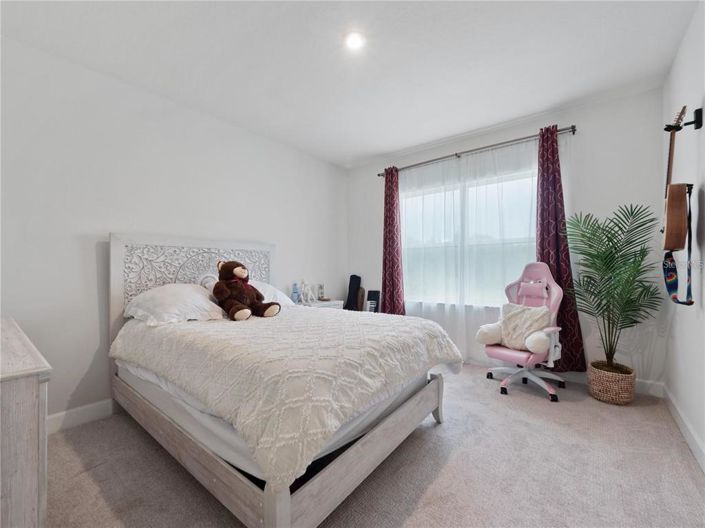 Image No.24-4 Bed House for sale