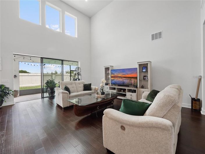 Image No.4-4 Bed House for sale