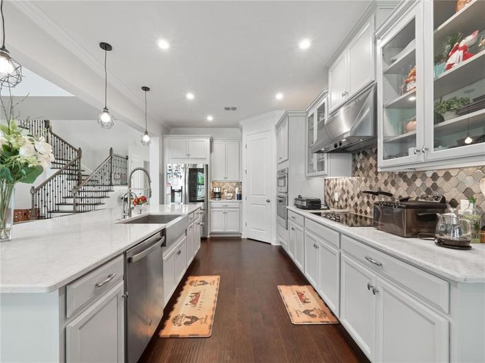 Image No.6-4 Bed House for sale