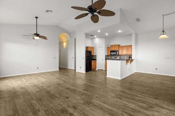 Image No.8-Maison de 4 chambres à vendre à Saint John