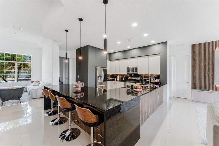 Image No.32-3 Bed House for sale