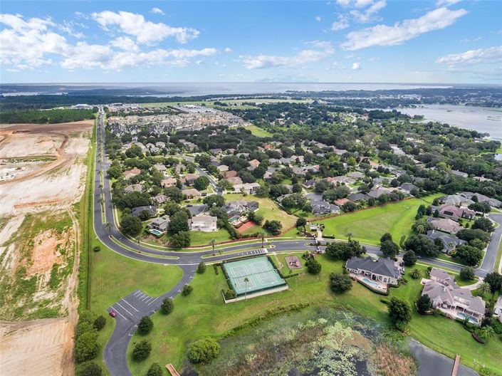 Image No.33-3 Bed Townhouse for sale