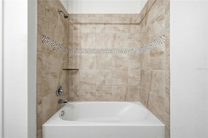 Image No.19-Maison de ville de 4 chambres à vendre à Saint John