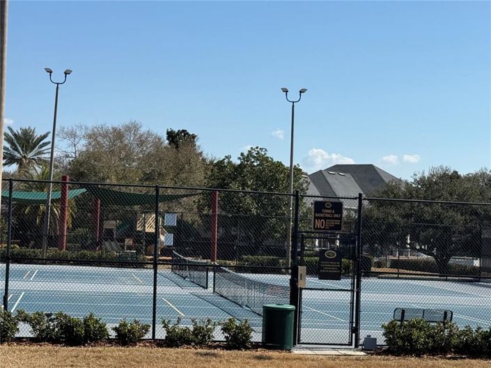 Image No.29-Maison de ville de 4 chambres à vendre à Saint John