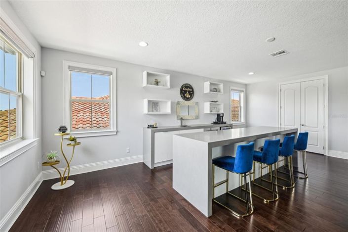 Image No.12-5 Bed House for sale