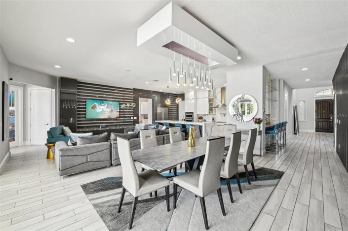 Image No.18-5 Bed House for sale