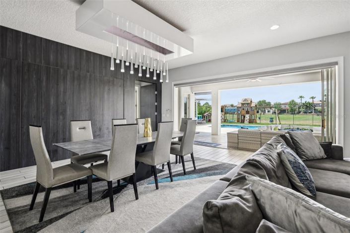 Image No.20-5 Bed House for sale