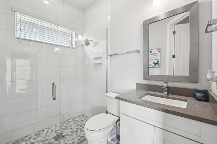 Image No.40-5 Bed House for sale