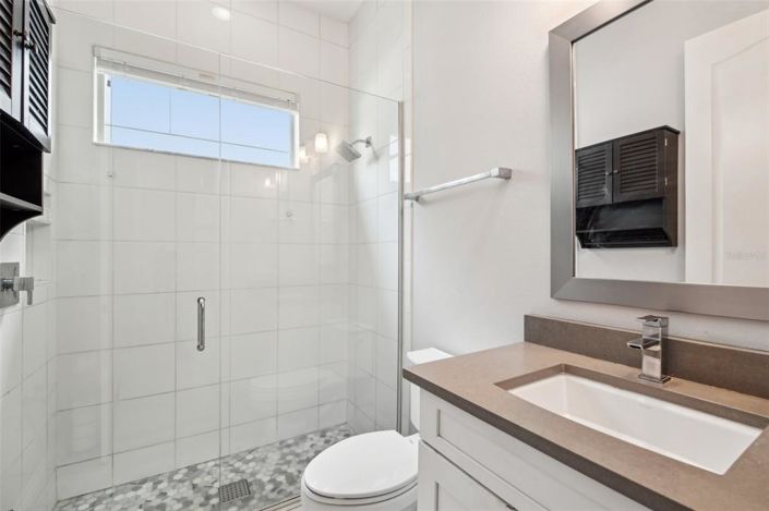 Image No.44-5 Bed House for sale