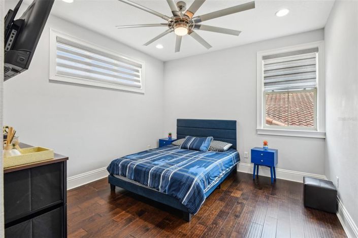 Image No.52-5 Bed House for sale