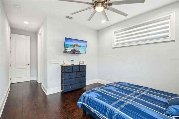 Image No.53-5 Bed House for sale