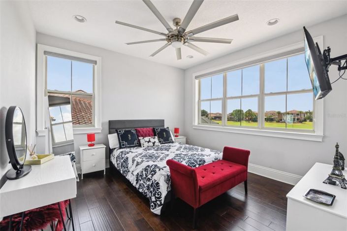 Image No.56-5 Bed House for sale