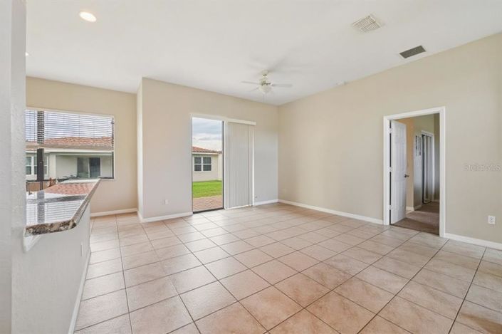Image No.9-3 Bed House for sale