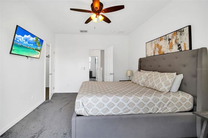 Image No.12-3 Bed Townhouse for sale