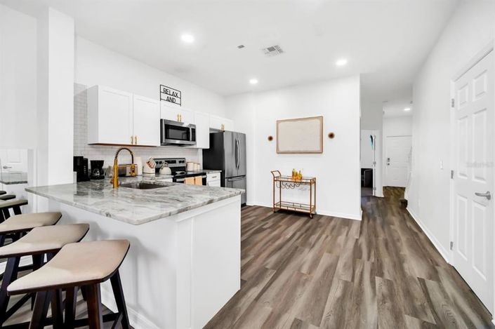 Image No.13-3 Bed Townhouse for sale