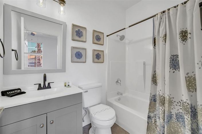 Image No.6-3 Bed Townhouse for sale