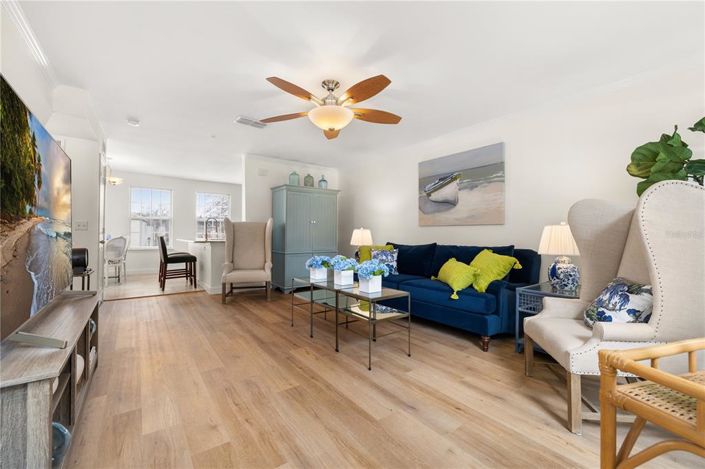 Image No.12-2 Bed Townhouse for sale