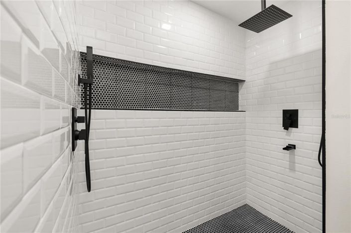 Image No.30-2 Bed Townhouse for sale