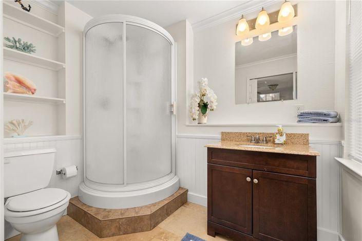 Image No.7-2 Bed Townhouse for sale