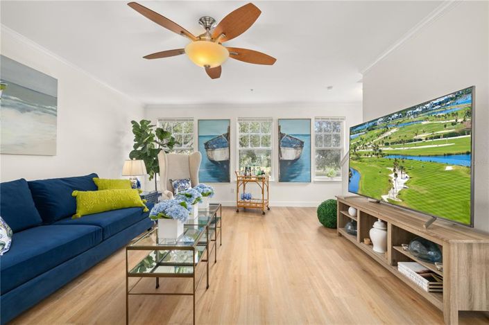 Image No.9-2 Bed Townhouse for sale