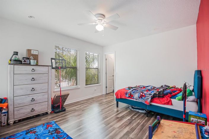 Image No.36-4 Bed House for sale