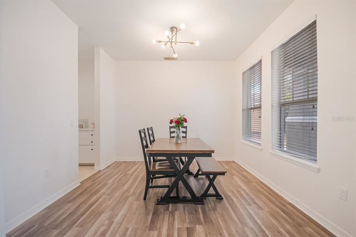 Image No.9-4 Bed House for sale