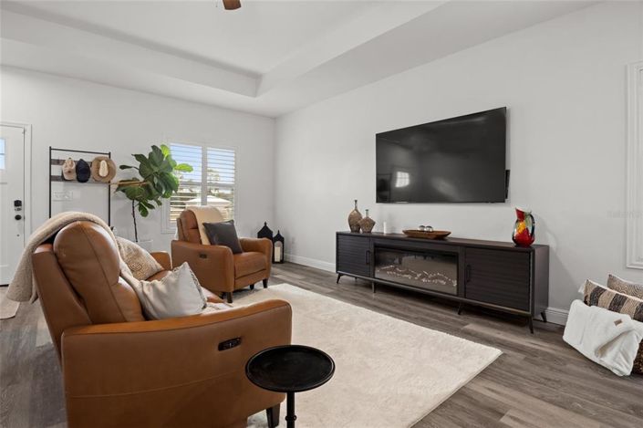 Image No.5-3 Bed House for sale