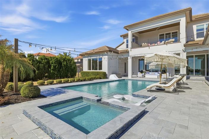 Image No.15-5 Bed House for sale