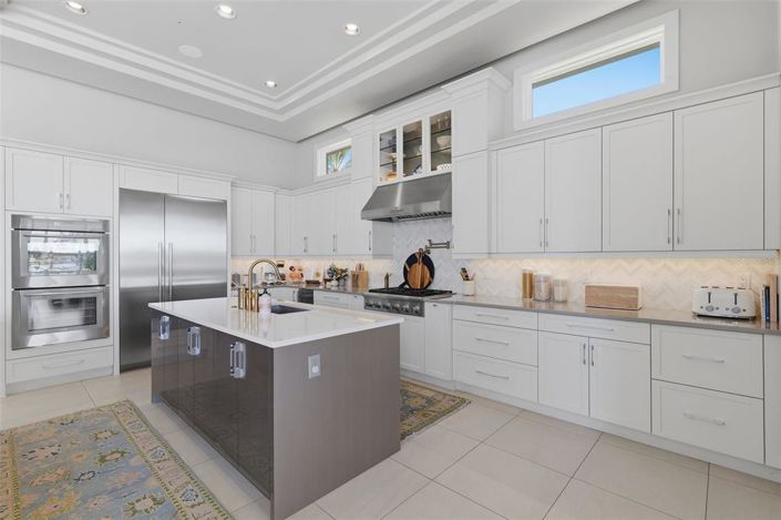 Image No.26-5 Bed House for sale