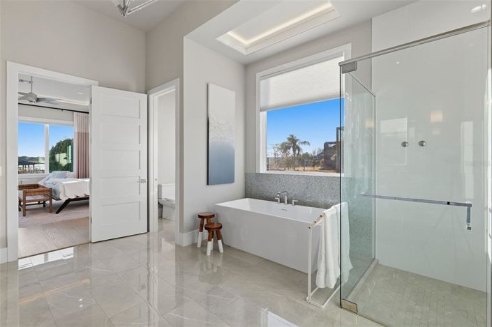 Image No.41-5 Bed House for sale