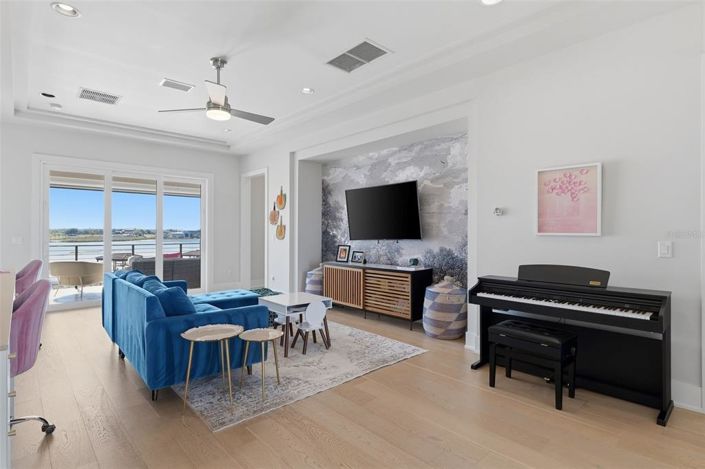 Image No.44-5 Bed House for sale