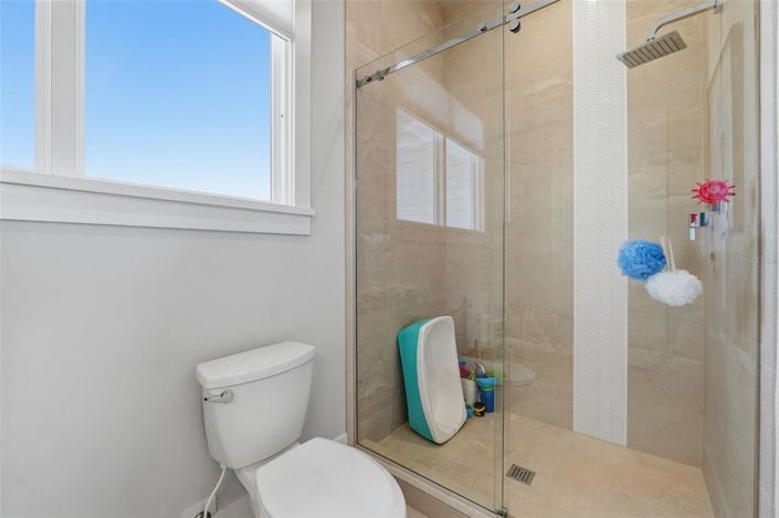 Image No.53-5 Bed House for sale