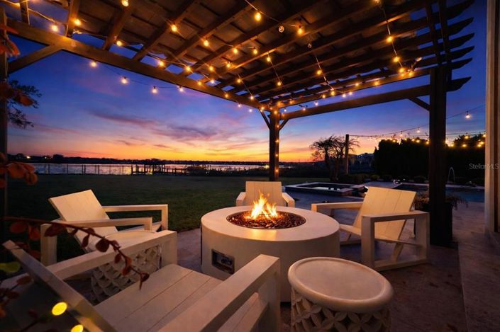 Image No.8-5 Bed House for sale