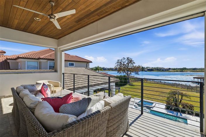 Image No.9-5 Bed House for sale