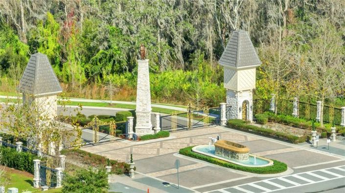 Image No.56-6 Bed House for sale