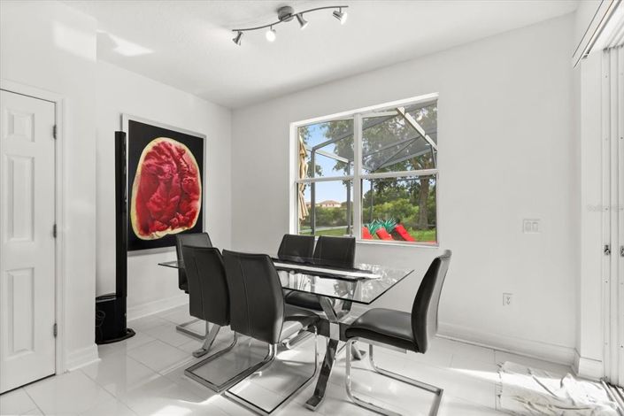 Image No.3-Maison de 5 chambres à vendre à Saint John