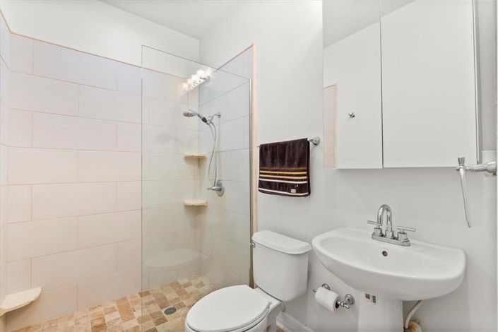 Image No.9-Maison de 5 chambres à vendre à Saint John