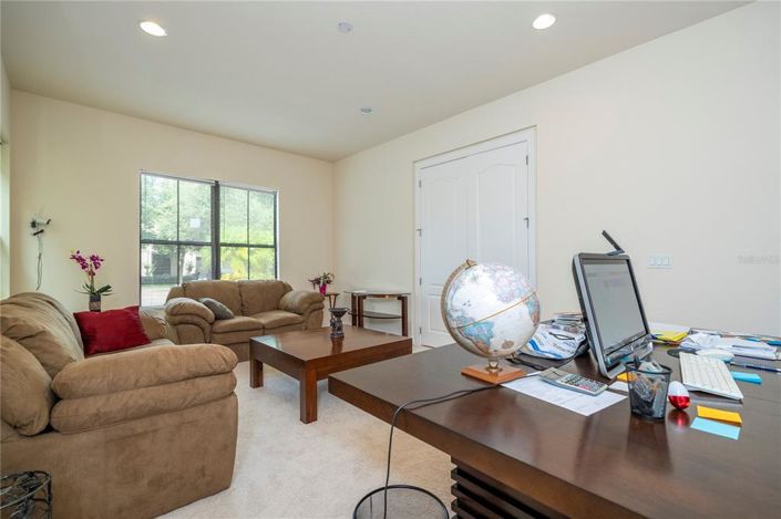 Image No.26-4 Bed House for sale