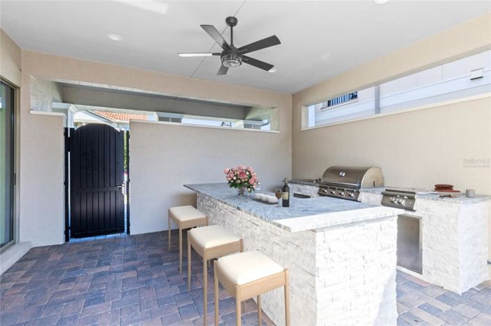 Image No.2-Maison de 4 chambres à vendre à Saint John