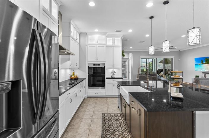 Image No.17-5 Bed House for sale