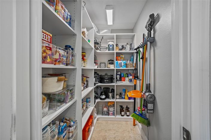 Image No.20-5 Bed House for sale