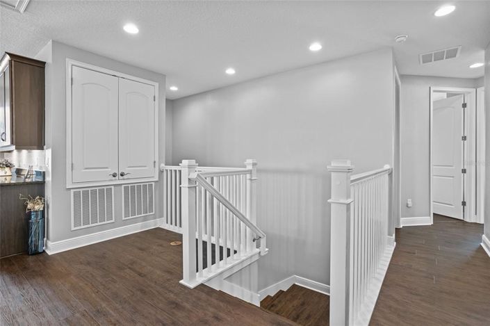 Image No.38-5 Bed House for sale