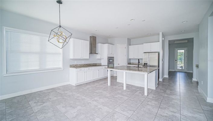 Image No.12-4 Bed House for sale