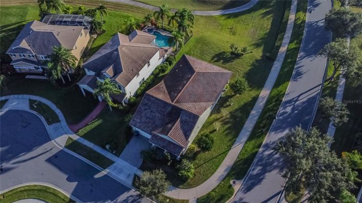 Image No.3-4 Bed House for sale