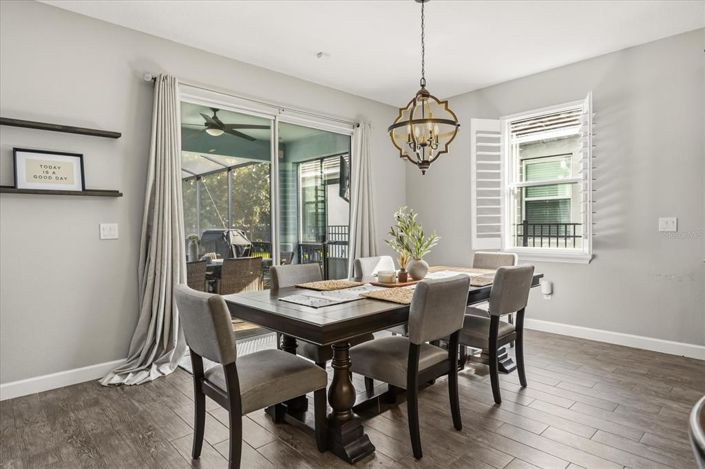 Image No.14-4 Bed House for sale