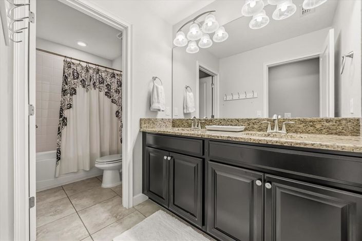 Image No.23-4 Bed House for sale