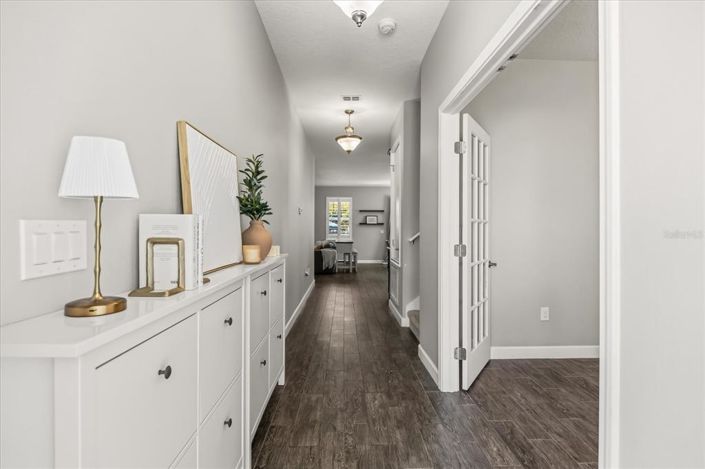 Image No.8-4 Bed House for sale