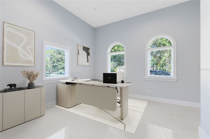 Image No.36-7 Bed House for sale